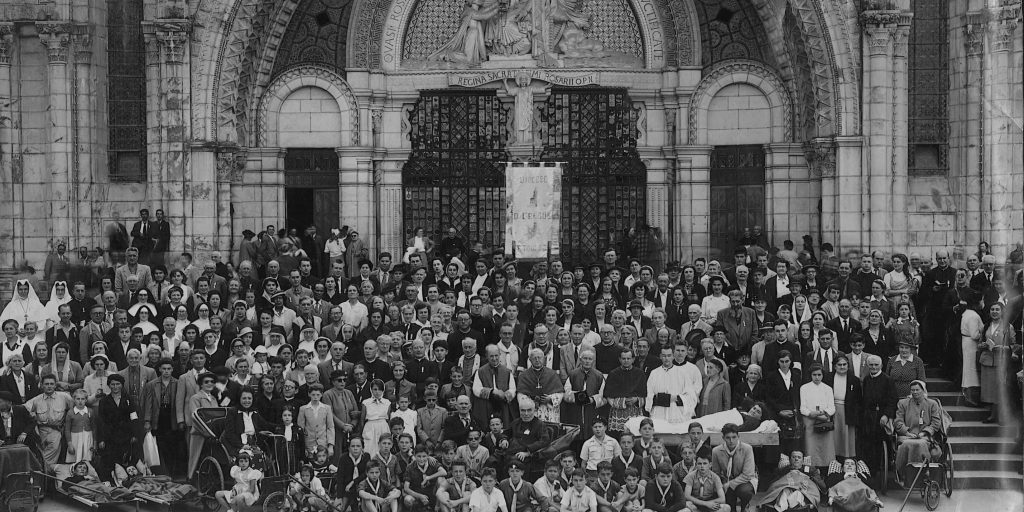 Lourdes1954.opt